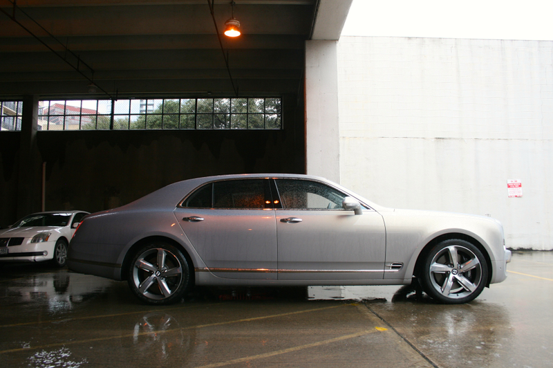 Illustration for article titled Champagne, iPads And Torque: The Bonkers Toys On This $406,527 Bentley